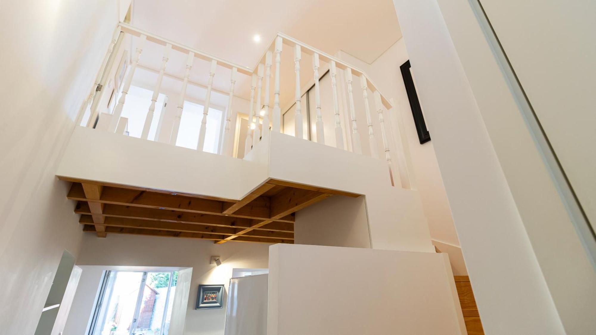 City Center Duplex W Patio By Lovelystay Porto Bagian luar foto